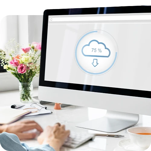 Transformação digital: Computador com armazenamento em nuvem